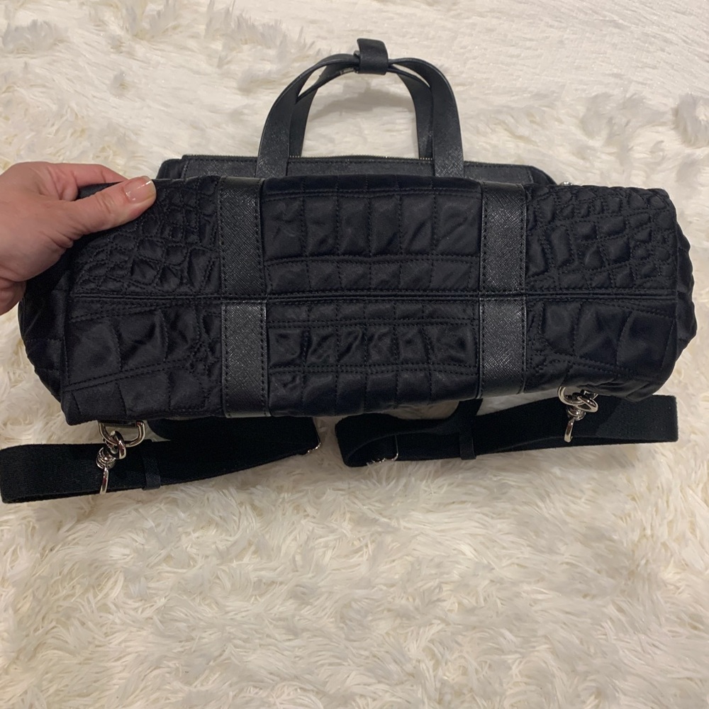 Henri Bendel large quilted jet setter - Picture 2 of 9